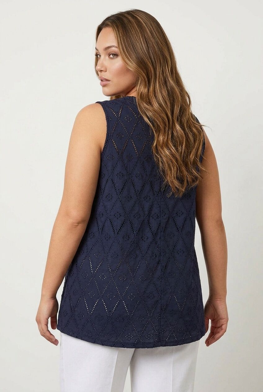 Plus Size V-Neck Lace Detailed Unlined Short Sleeve Blouse
