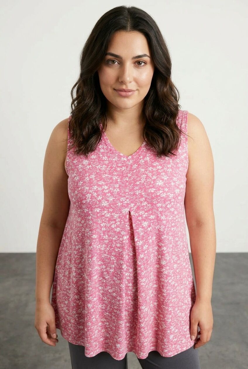 Plus Size Sleeveless V-Neck Patterned Stretchy Blouse