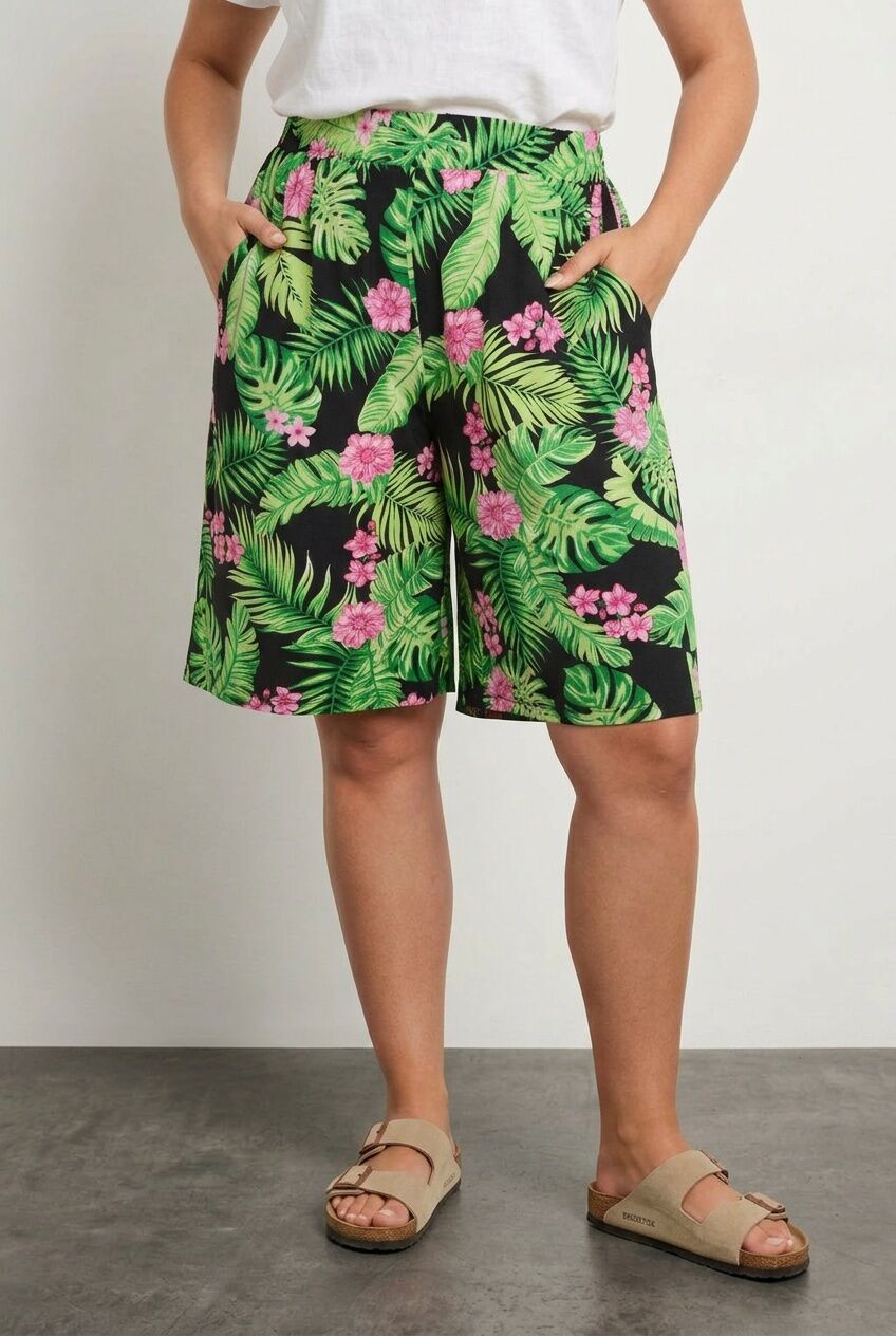 Plus Size Elastic Waist Patterned Loose Fit Stretchy Shorts