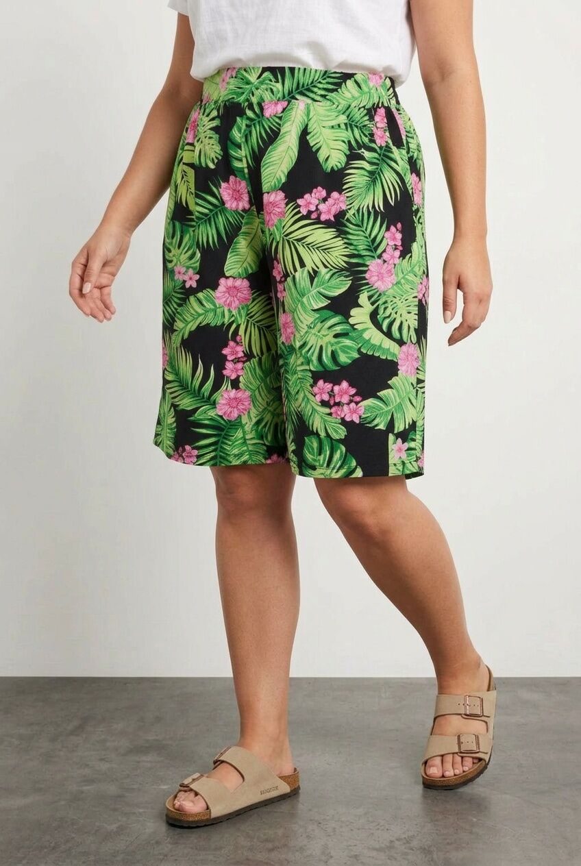 Plus Size Elastic Waist Patterned Loose Fit Stretchy Shorts