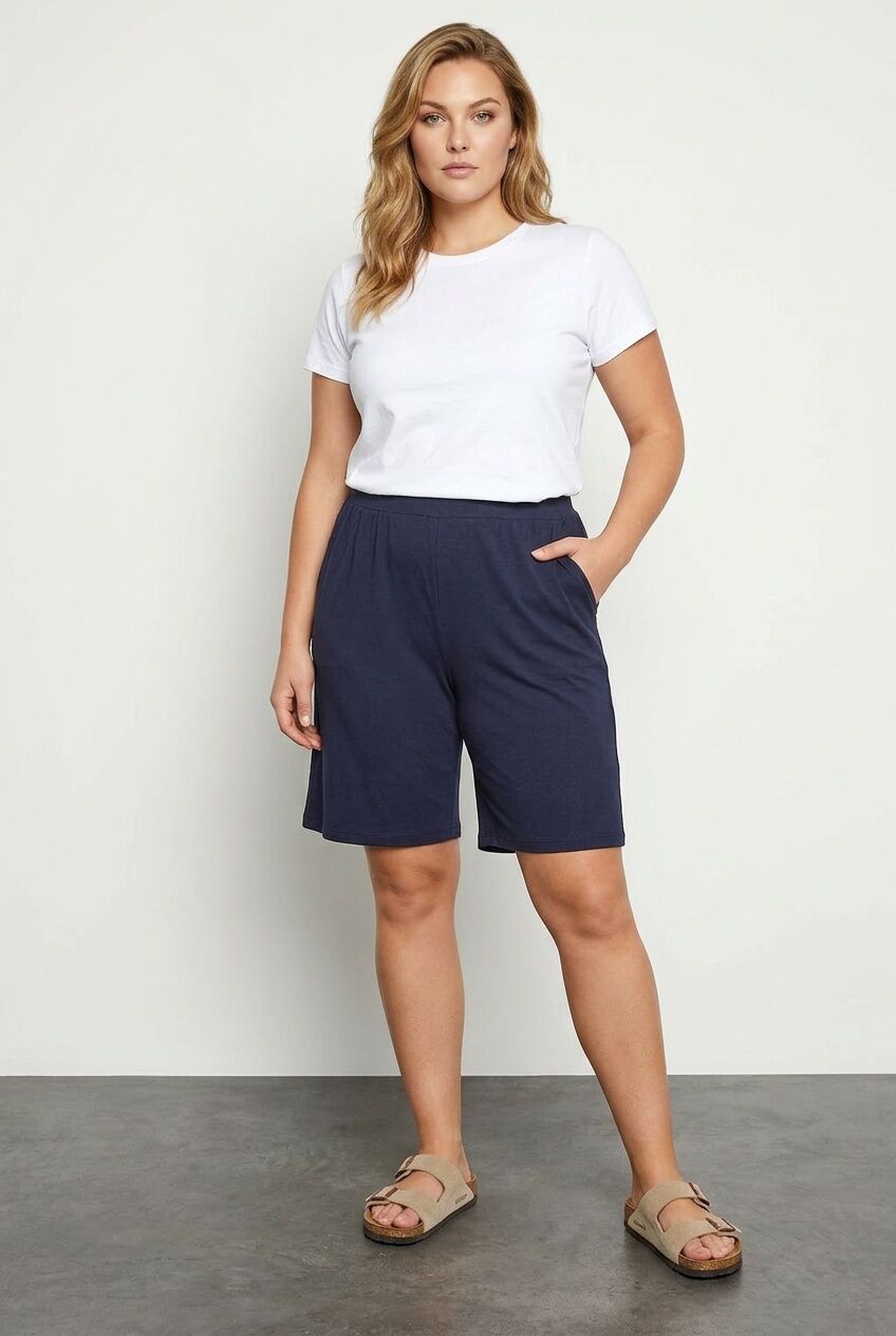 Plus Size Loose Fit Pocketed Elastic Waist Short Shorts