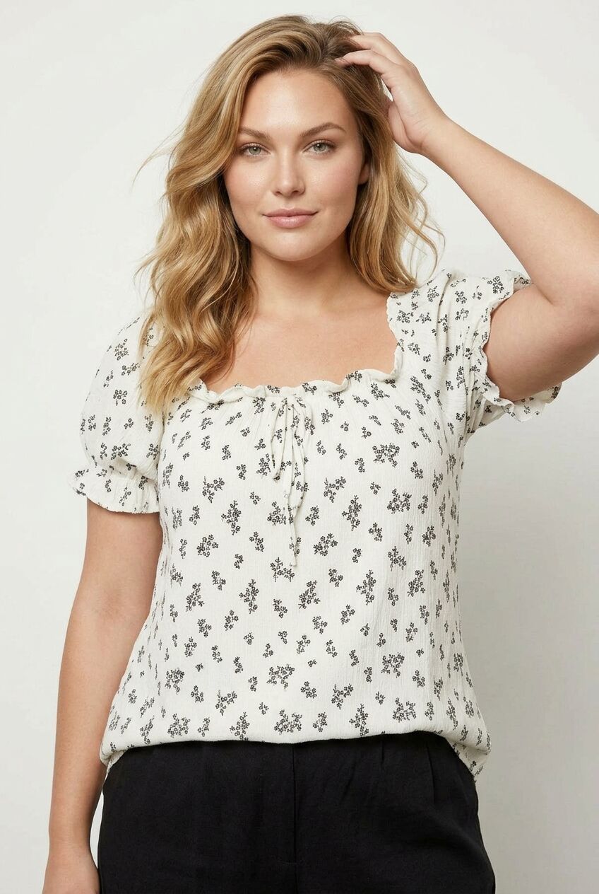 Floral Patterned Textured Ruffled Blouse