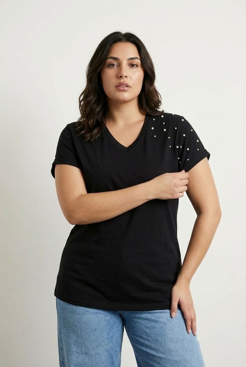 Plus Size Short Sleeve V-Neck Side Slit Beaded Basic T-shirt