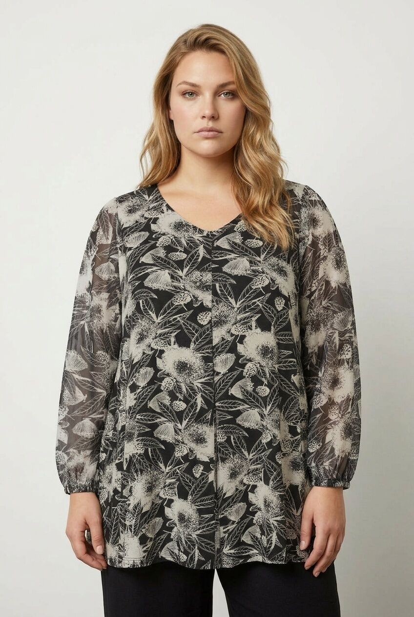 Plus Size Long-Sleeved Tulle Detailed Pleated V-Neck Blouse