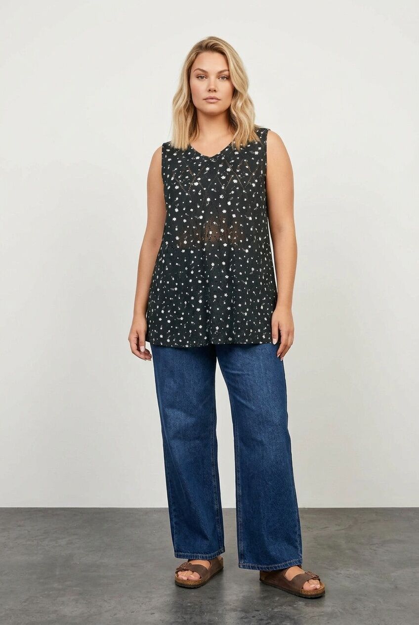 Plus Size V-Neck Lace Detailed Unlined Sleeveless Blouse