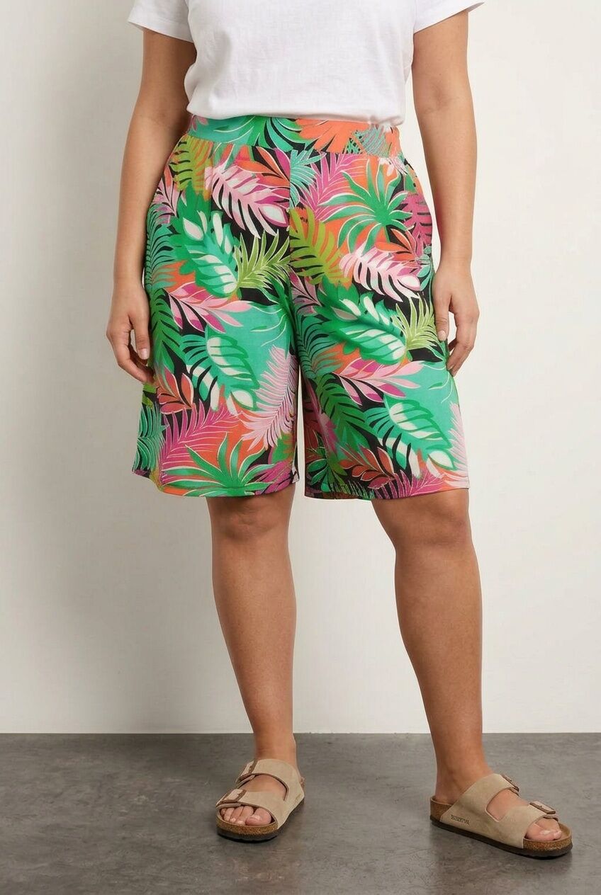 Plus Size Patterned Loose Fit Stretchy Shorts with Elastic Waist