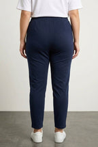 Plus Size Pocketed Elastic Waist Lycra Slim Leg Stretch Pants