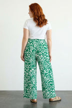 Plus Size Elastic Waist Wide Leg Patterned Pocketed Pants