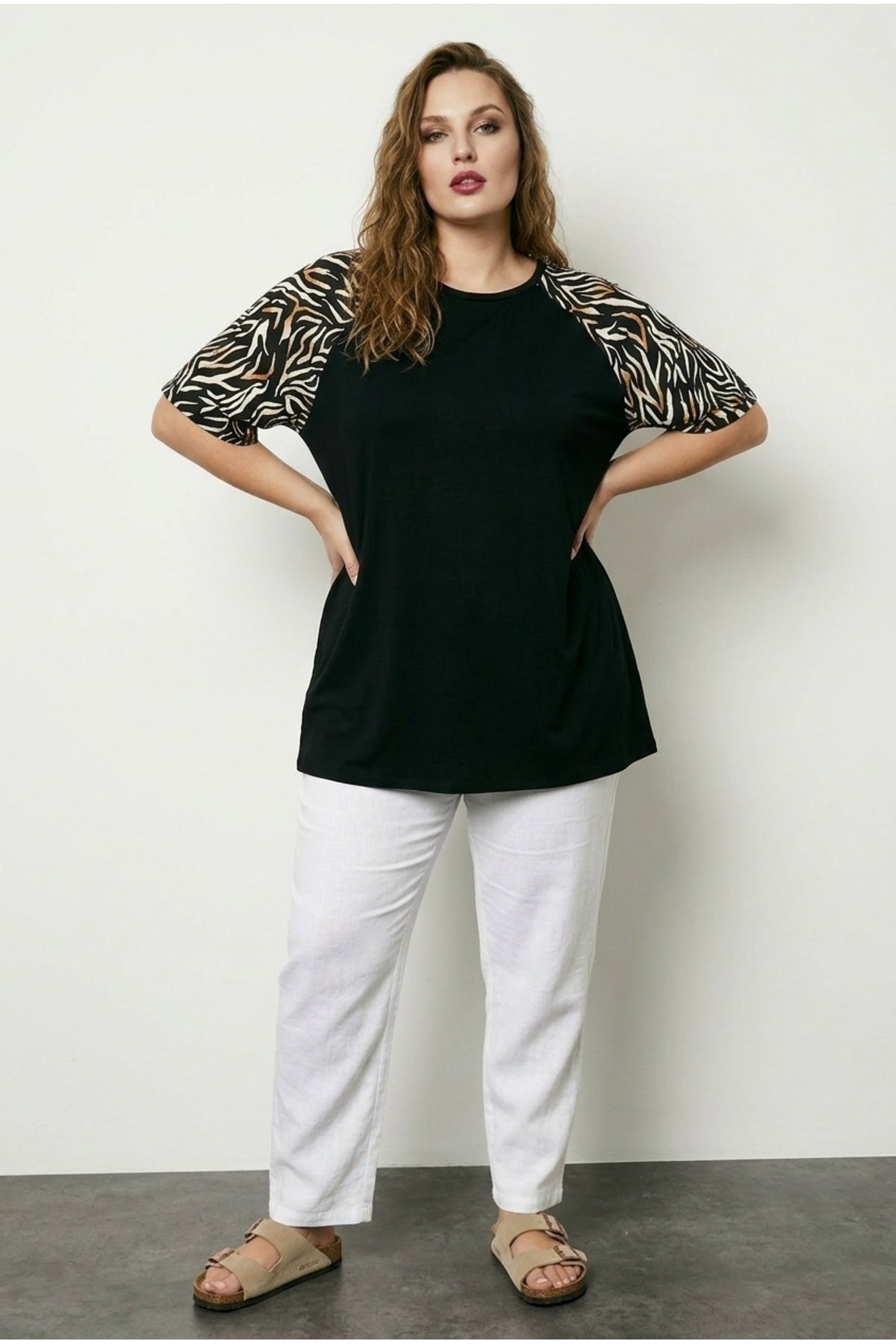 Plus Size Short Sleeve Crew Neck Leopard Print T-shirt