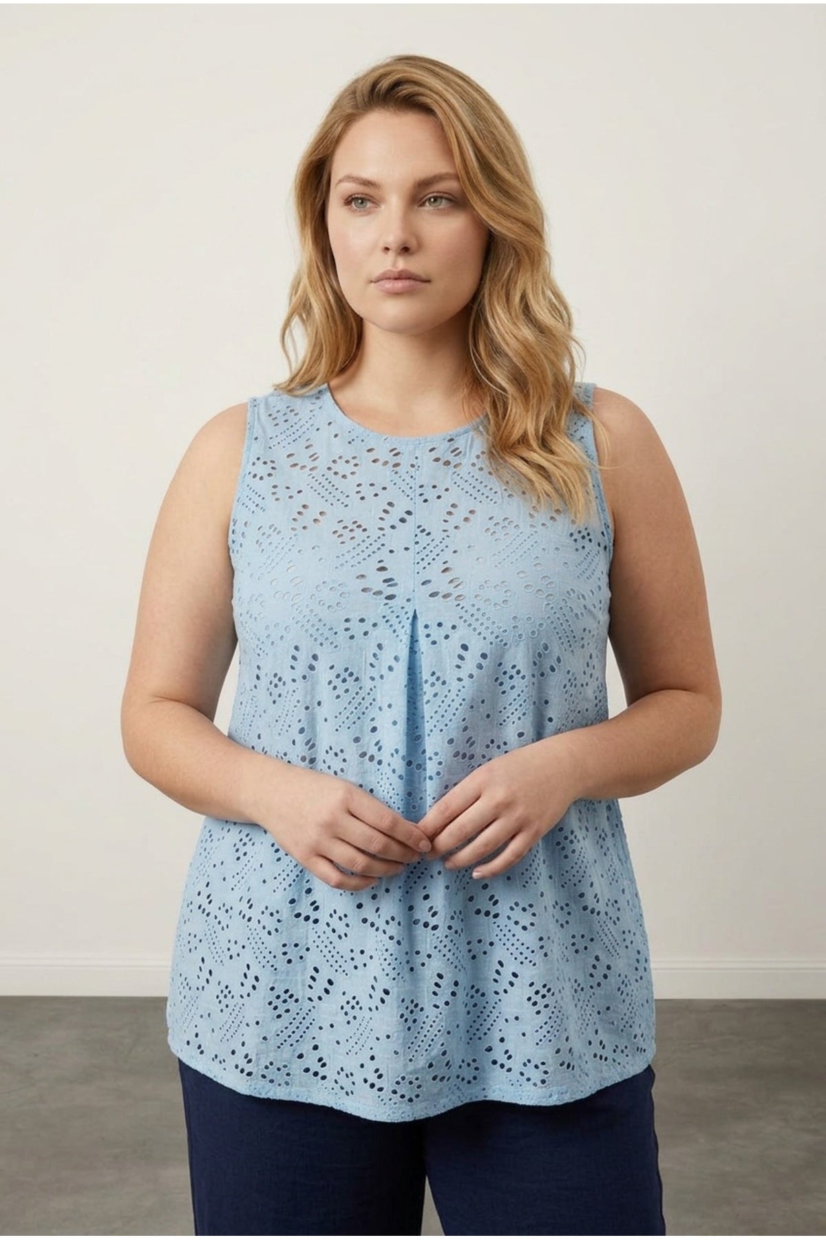 Plus Size V-Neck Sleeveless Lace Detailed Unlined Blouse