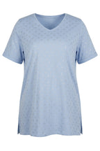 Plus Size Short Sleeve V-Neck Side Slit Metallic Print T-shirt