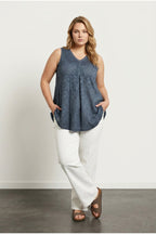 Plus Size V-Neck Sleeveless Lace Detailed Unlined Blouse