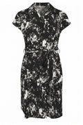 Button-Detailed Sleeveless Patterned Dress