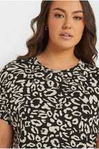 Plus Size Crew Neck Eyelet Detailed Patterned T-shirt