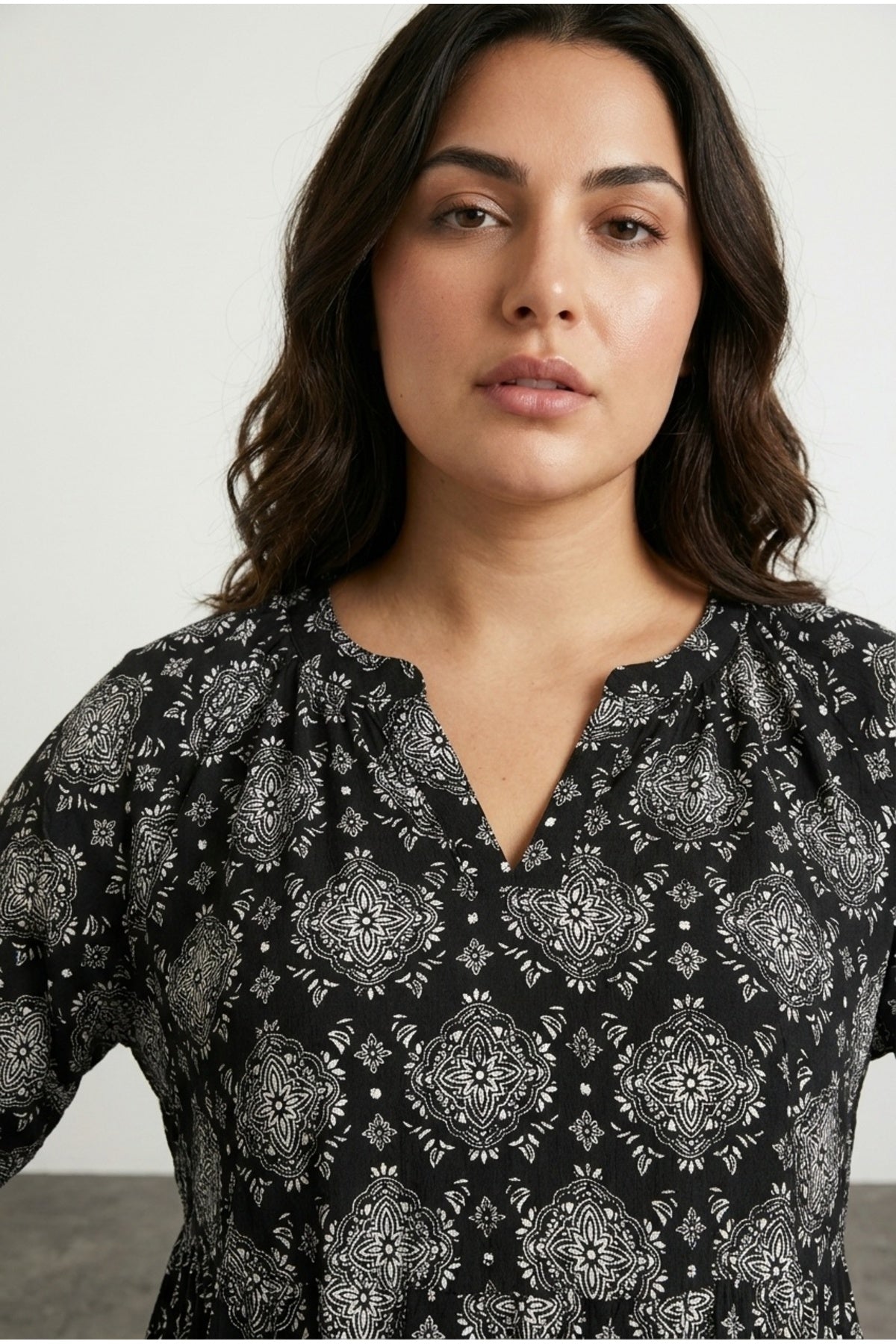 Plus Size V-Neck Short Sleeve Midi Cut Patterned Dress