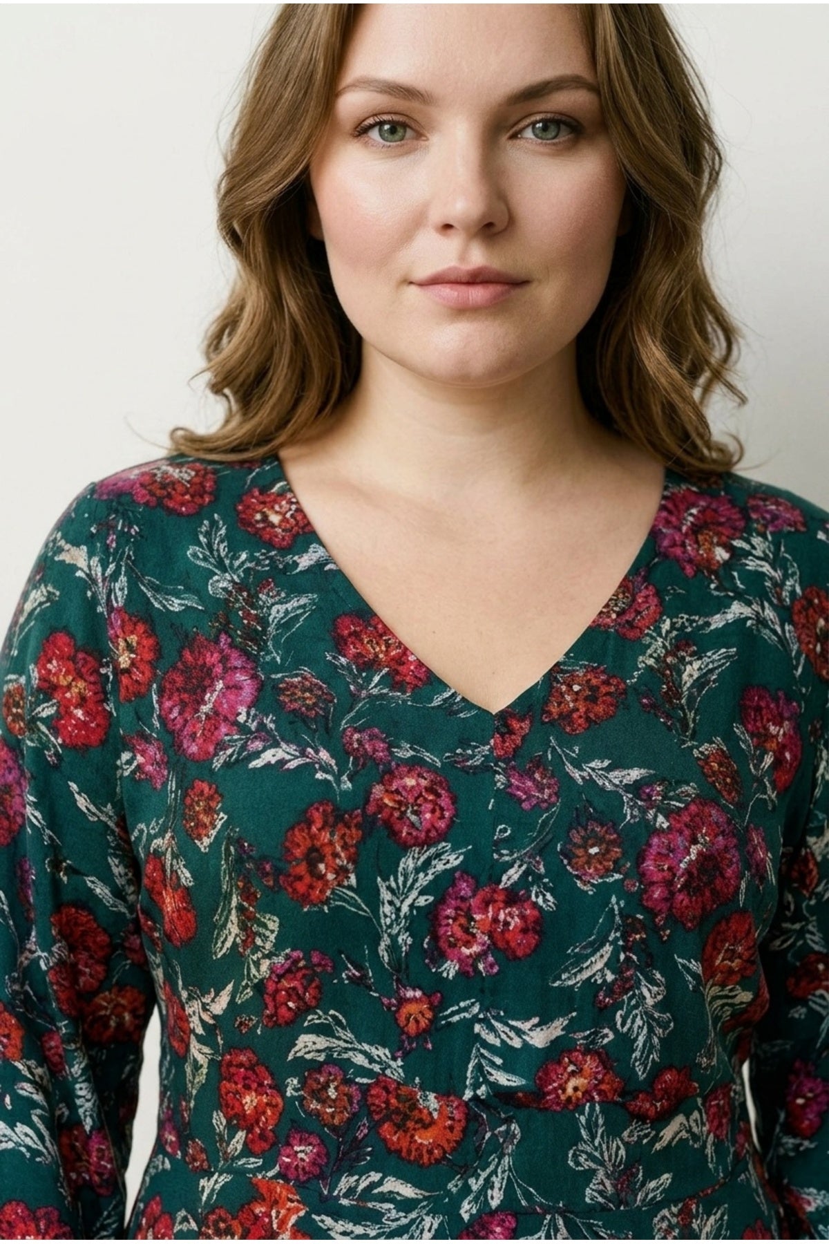 Plus Size V-Neck Floral Print Bishop Sleeve Midi Dress