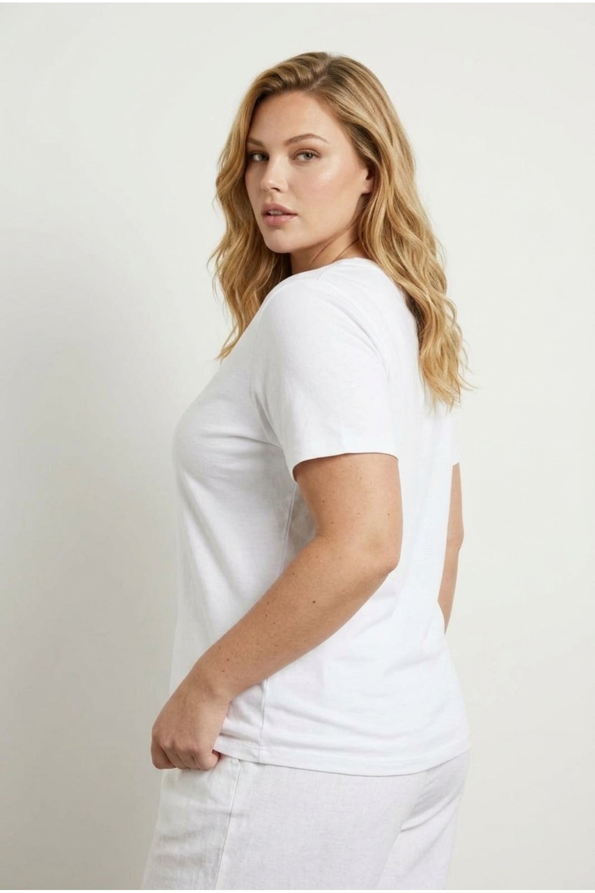 V-Neck Basic T-shirt