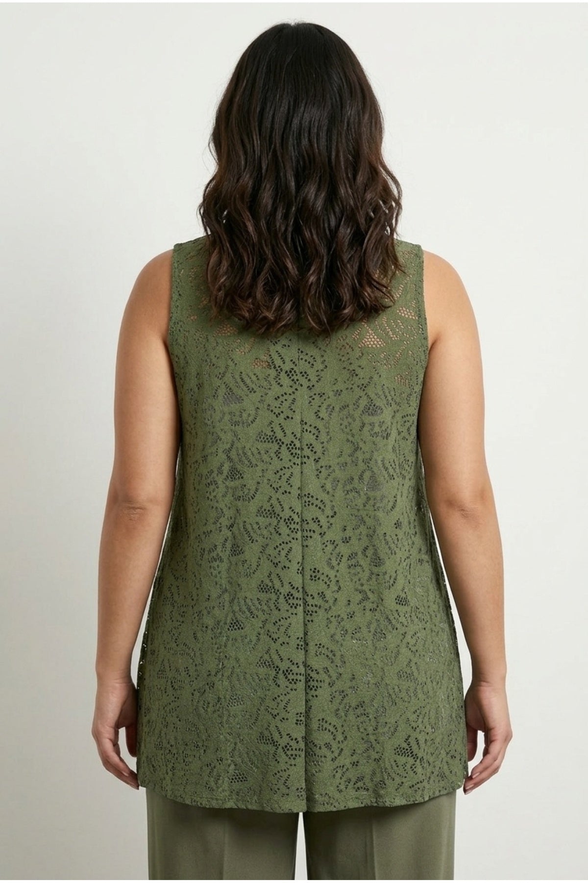 Plus Size V-Neck Sleeveless Unlined Lace T-shirt