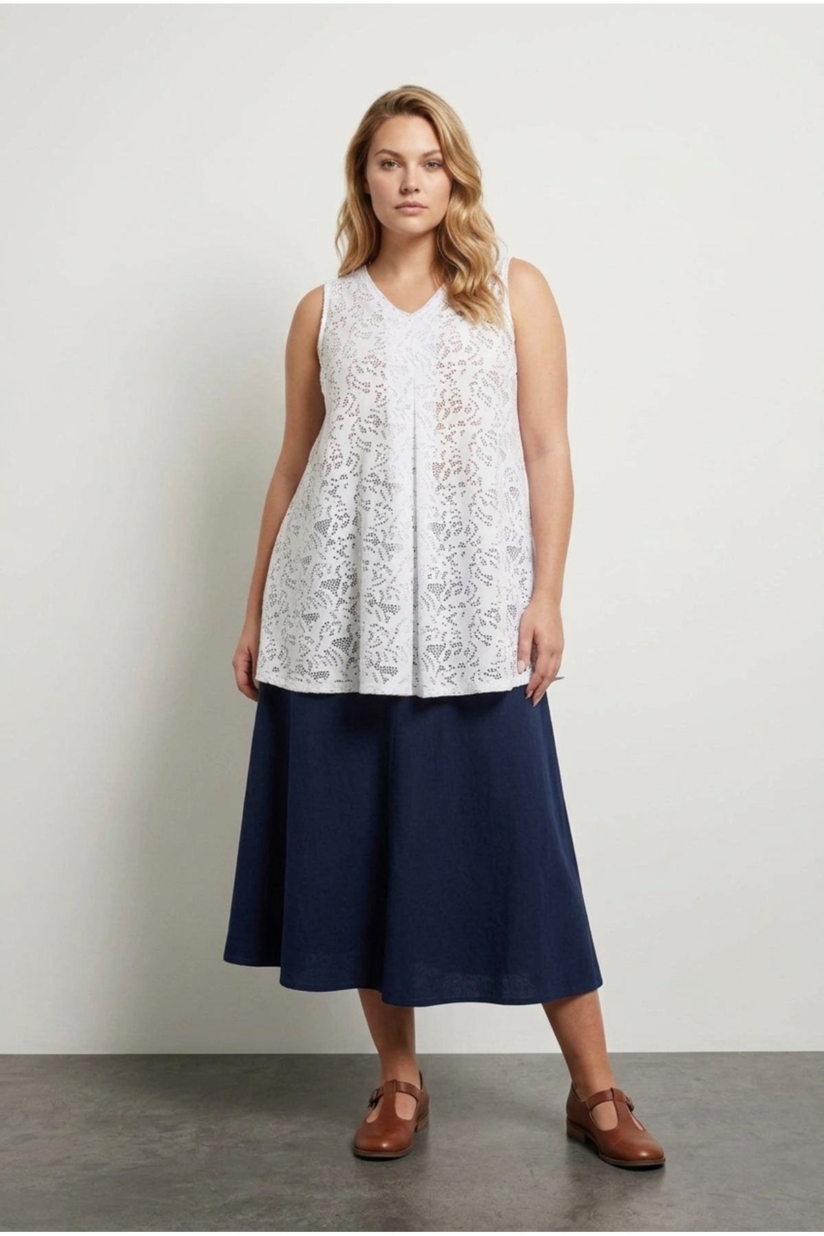 Plus Size V-Neck Sleeveless Unlined Lace Blouse