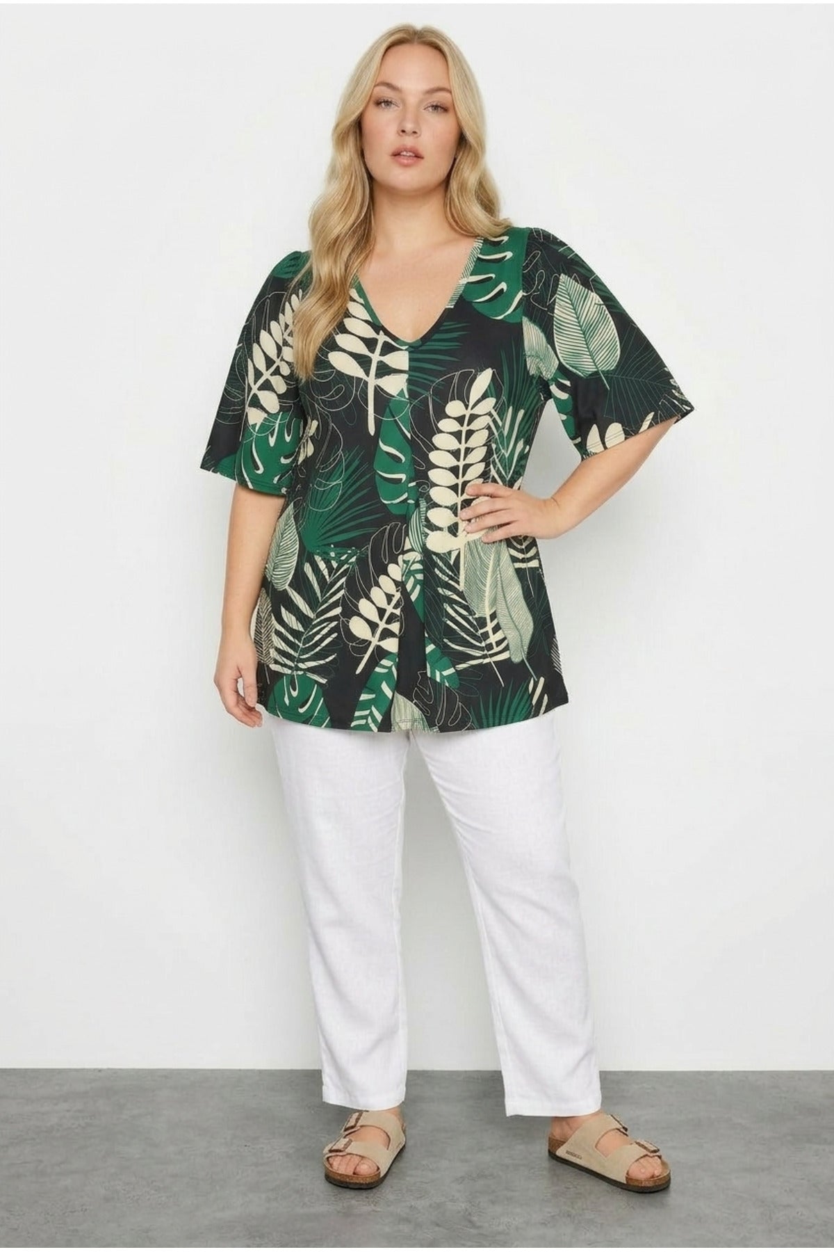 Plus Size V-Neck Short Wide Sleeve Front Pleated Stretchy Fabric Tunic T-shirt