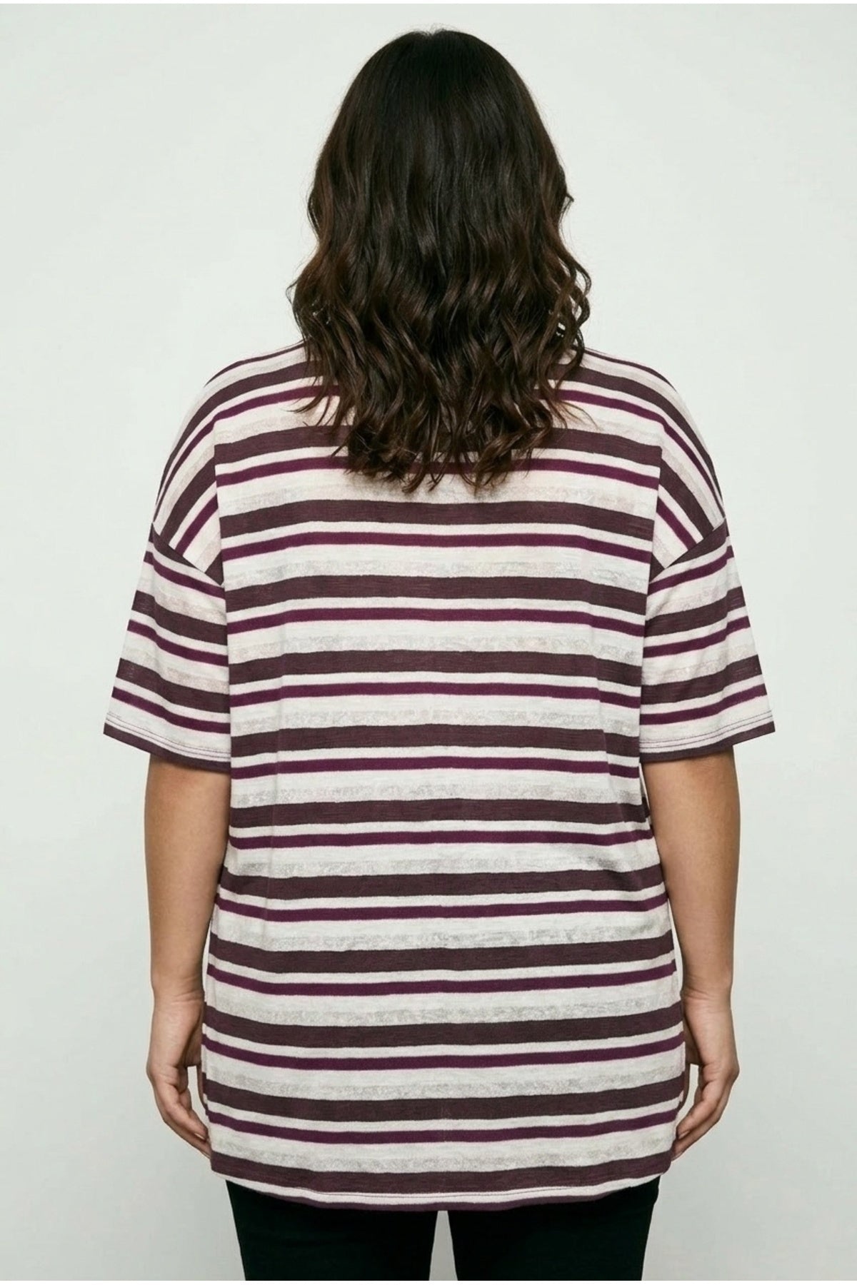 Plus Size Side Slit Short Sleeve Crew Neck Striped T-shirt