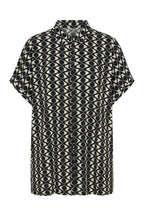 Plus Size Short Sleeve Patterned Shirt