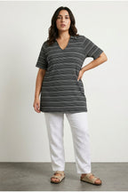 Plus Size V-Neck Patterned Short Sleeve T-shirt