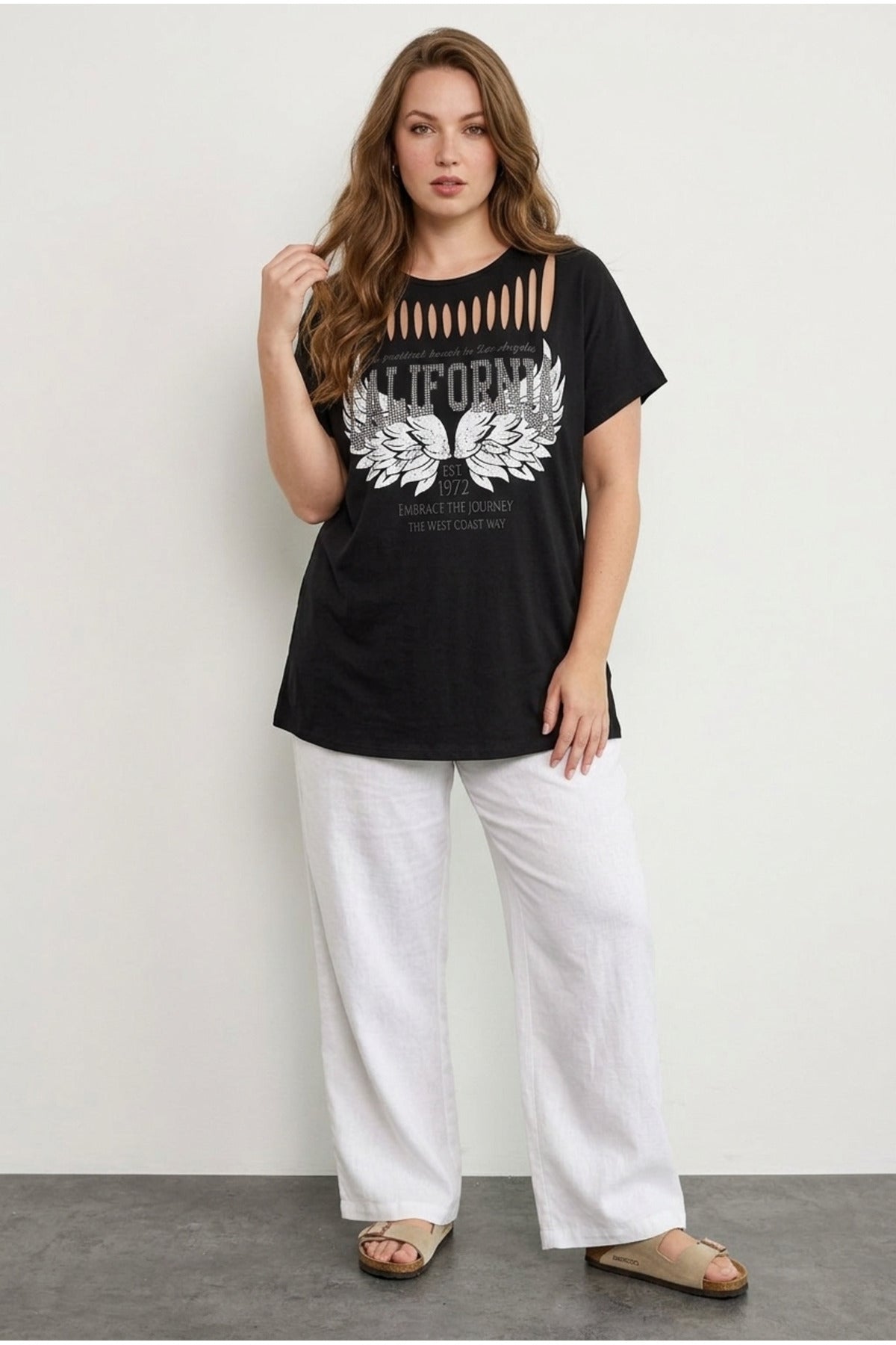 Plus Size Crew Neck Short Sleeve Slash Detail Printed Stretchy Fabric T-shirt