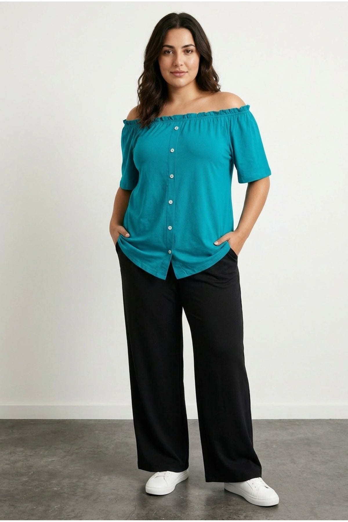 Plus Size Off-Shoulder Button Detailed Strapless Blouse