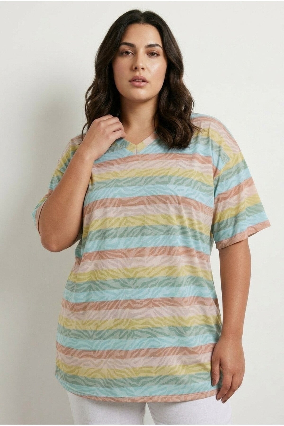 Plus Size V-Neck Striped Zebra Print T-shirt
