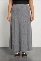Plus Size Elastic Waist Front Pocket Ribbed Maxi Skirt