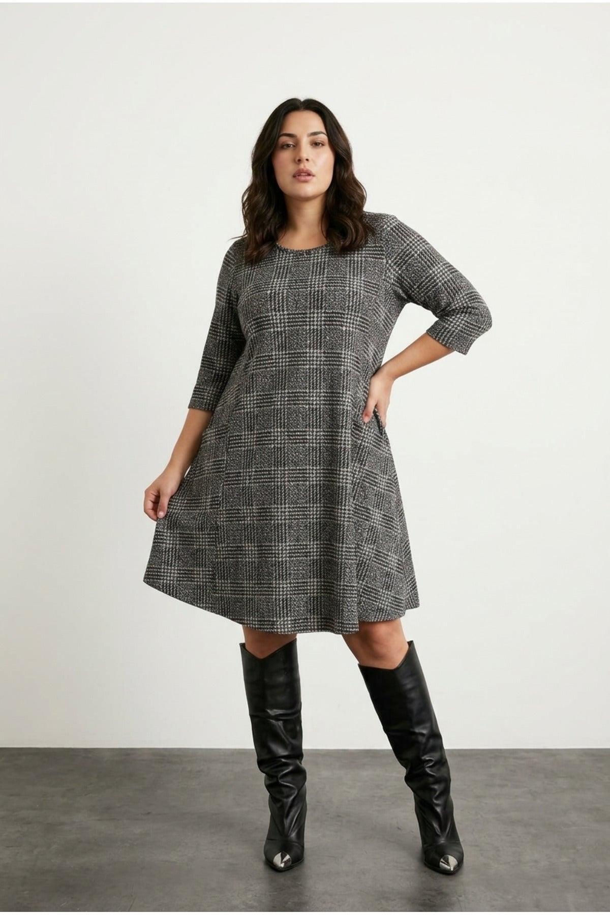 Plus Size Half Sleeve Crew Neck Pocketed Asymmetrical Cut Dress