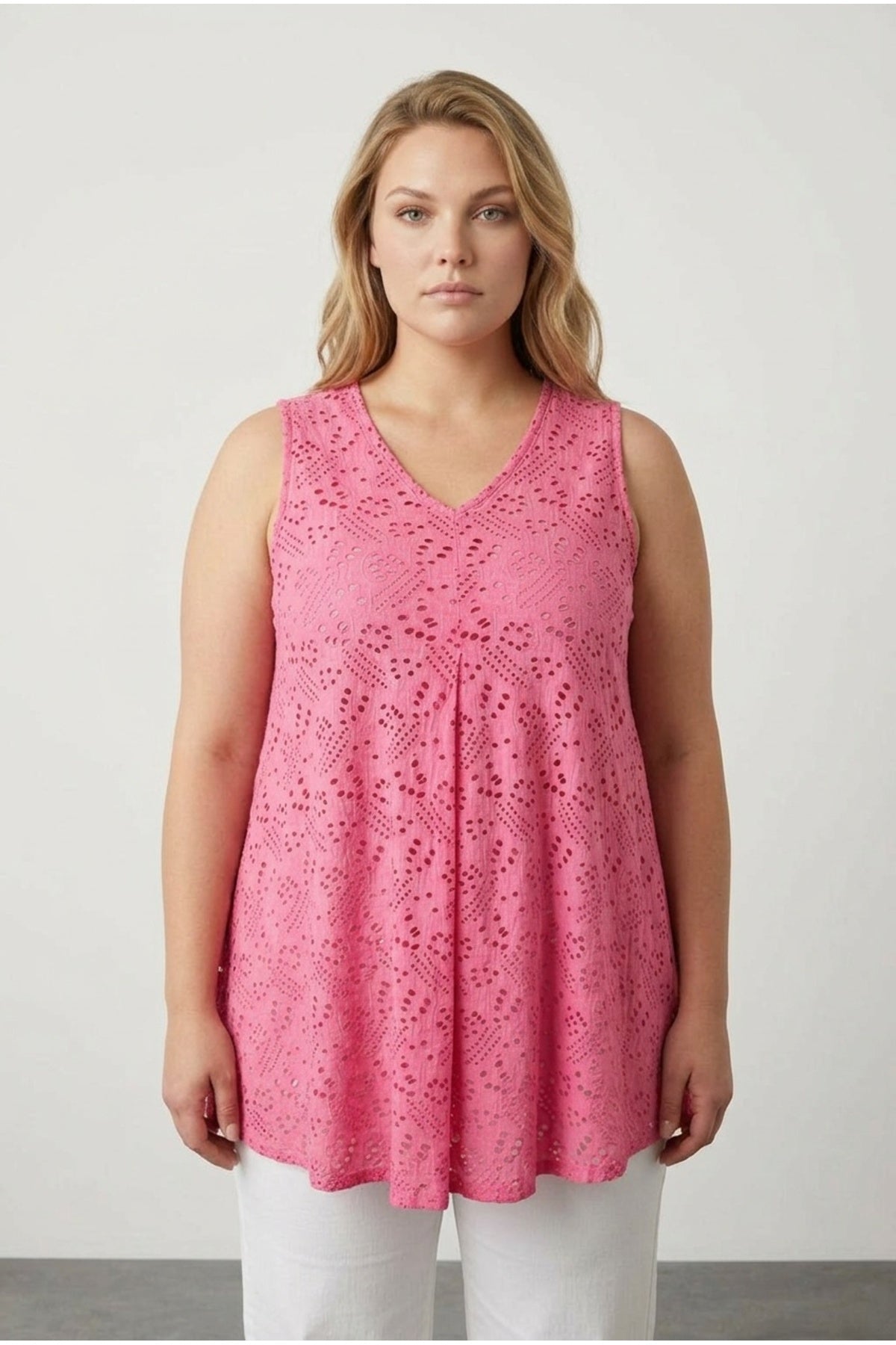Plus Size V-Neck Sleeveless Lace Detailed Unlined Blouse