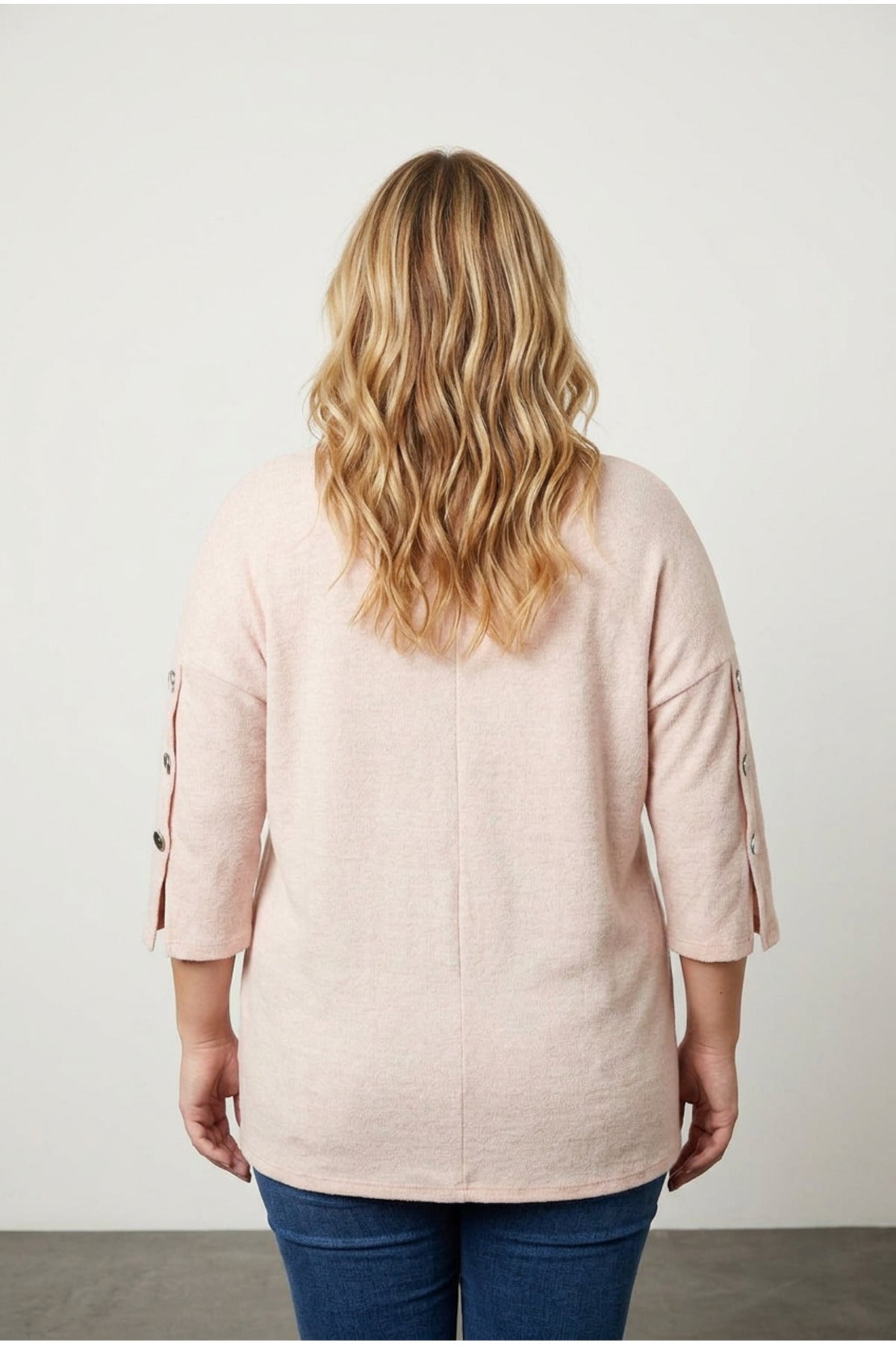 Plus Size Half Sleeve Crew Neck Button Detailed Sweater