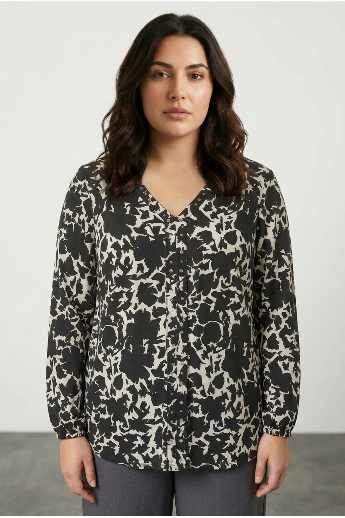 Plus Size Black Abstract Patterned Embellished Blouse