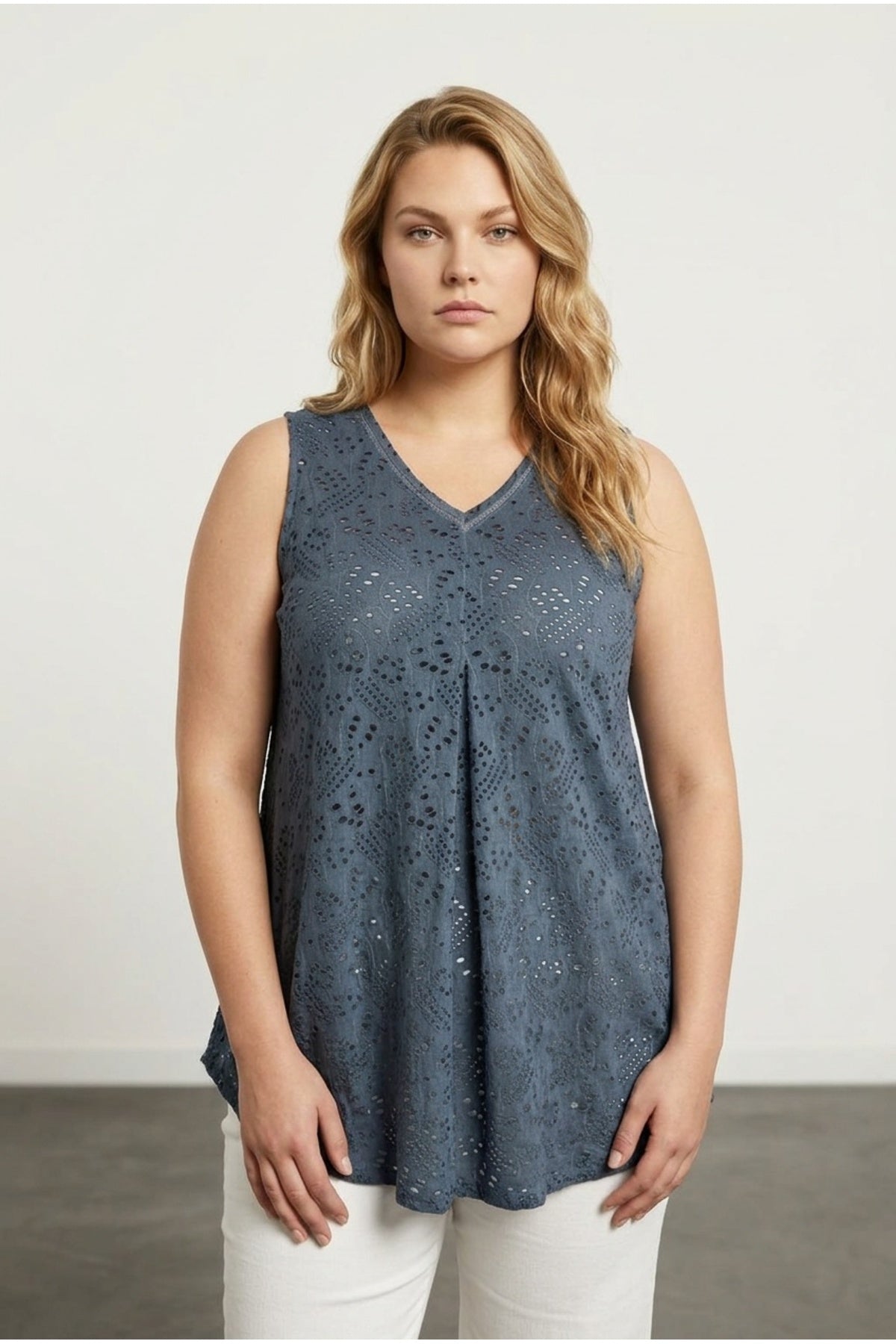 Plus Size V-Neck Sleeveless Lace Detailed Unlined Blouse
