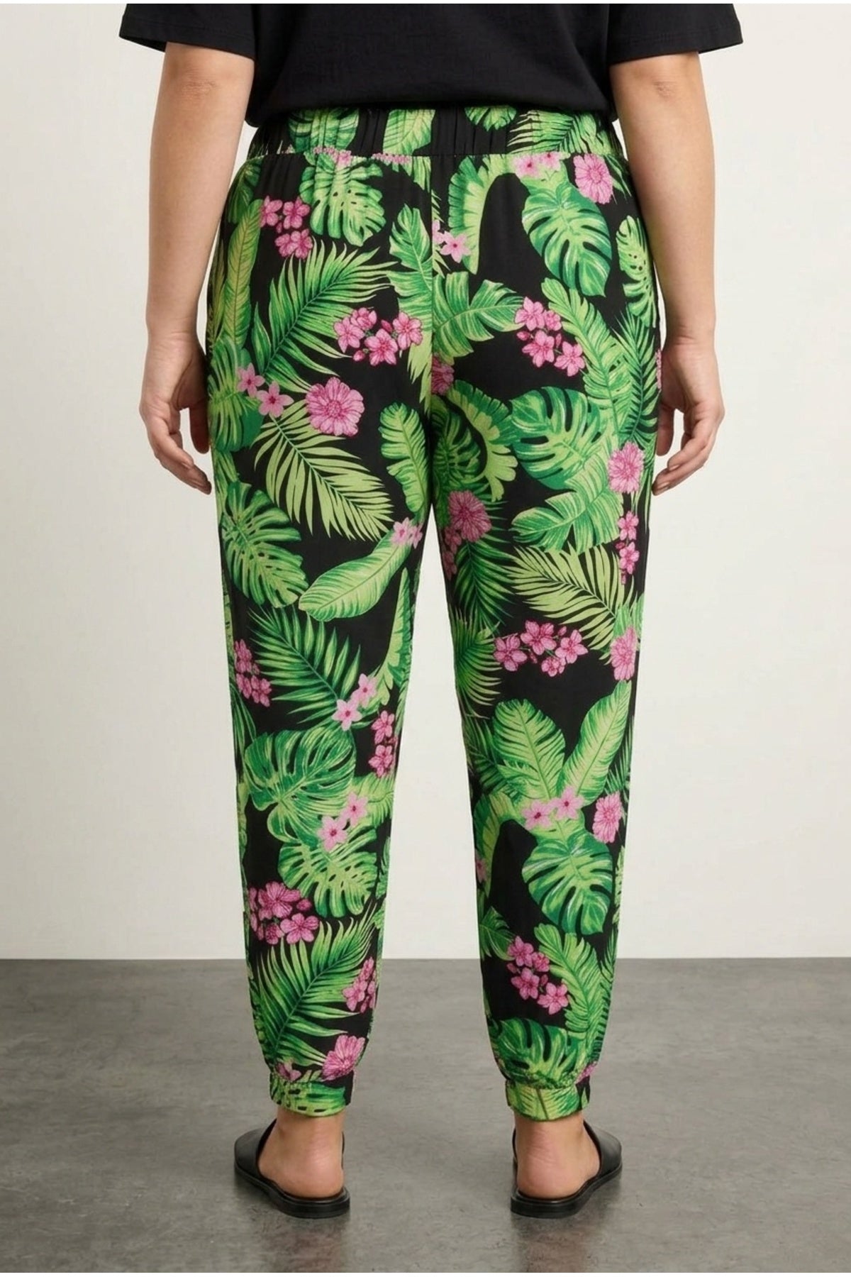 Plus Size Pocketed Jogger Pants with Elasticated Cuffs and Waist Detail