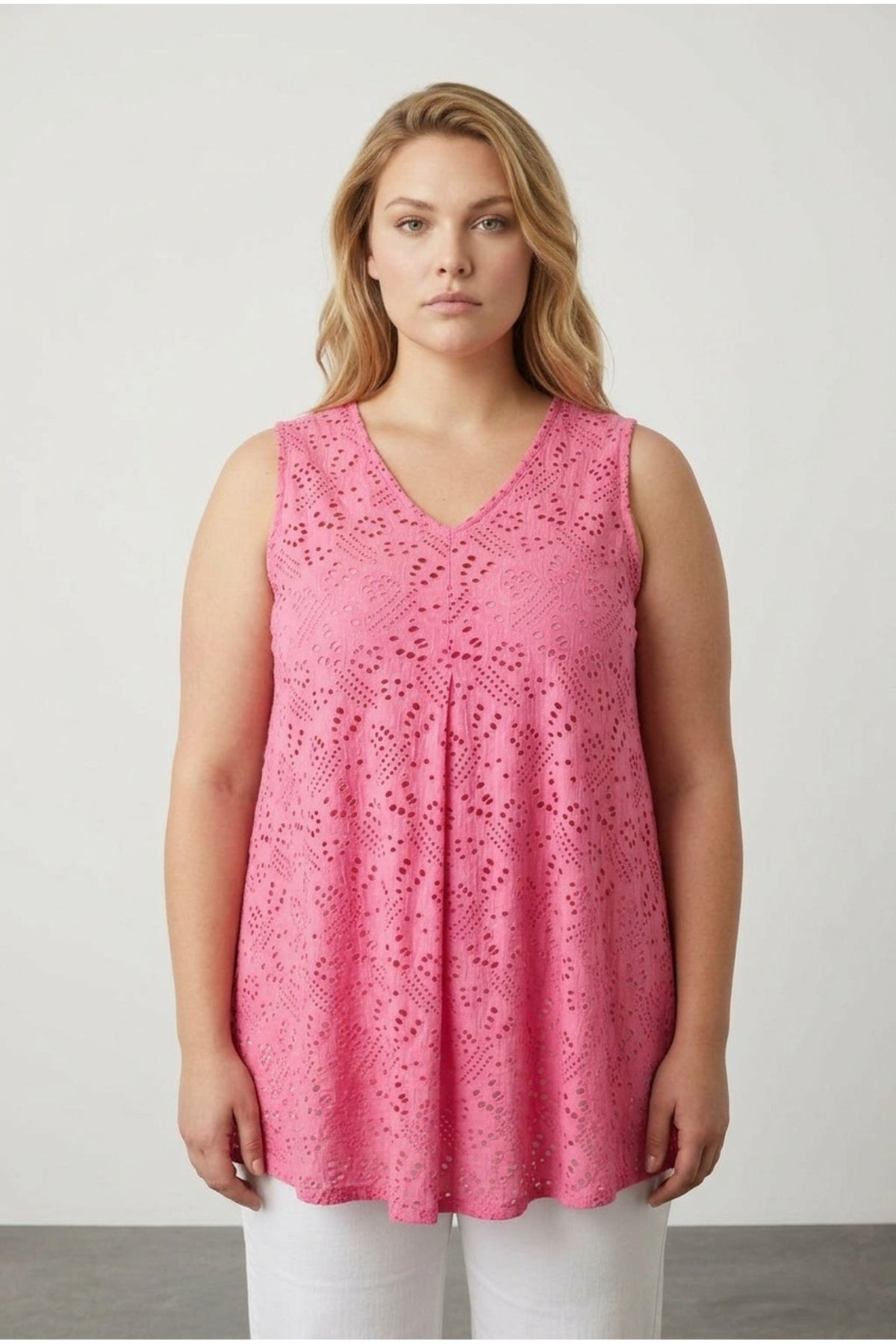 Plus Size V-Neck Sleeveless Lace Detailed Unlined Blouse