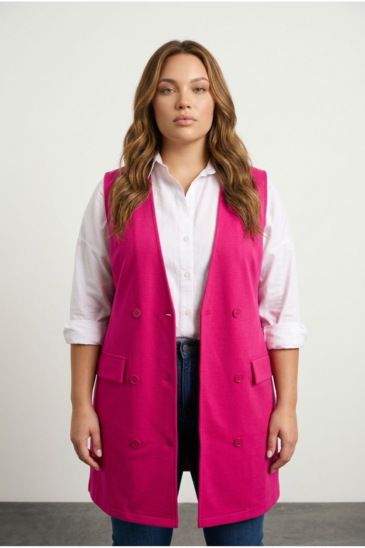 Plus Size Sleeveless Front Buttoned Pocket-Detailed Cardigan