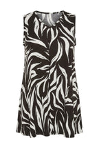 Plus Size V-Neck Sleeveless Pleated Patterned Stretchy Blouse