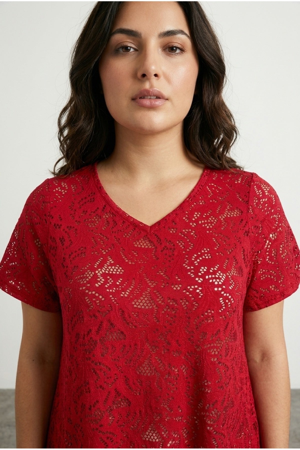 Plus Size V-Neck Short Sleeve Lace Pattern Unlined T-shirt