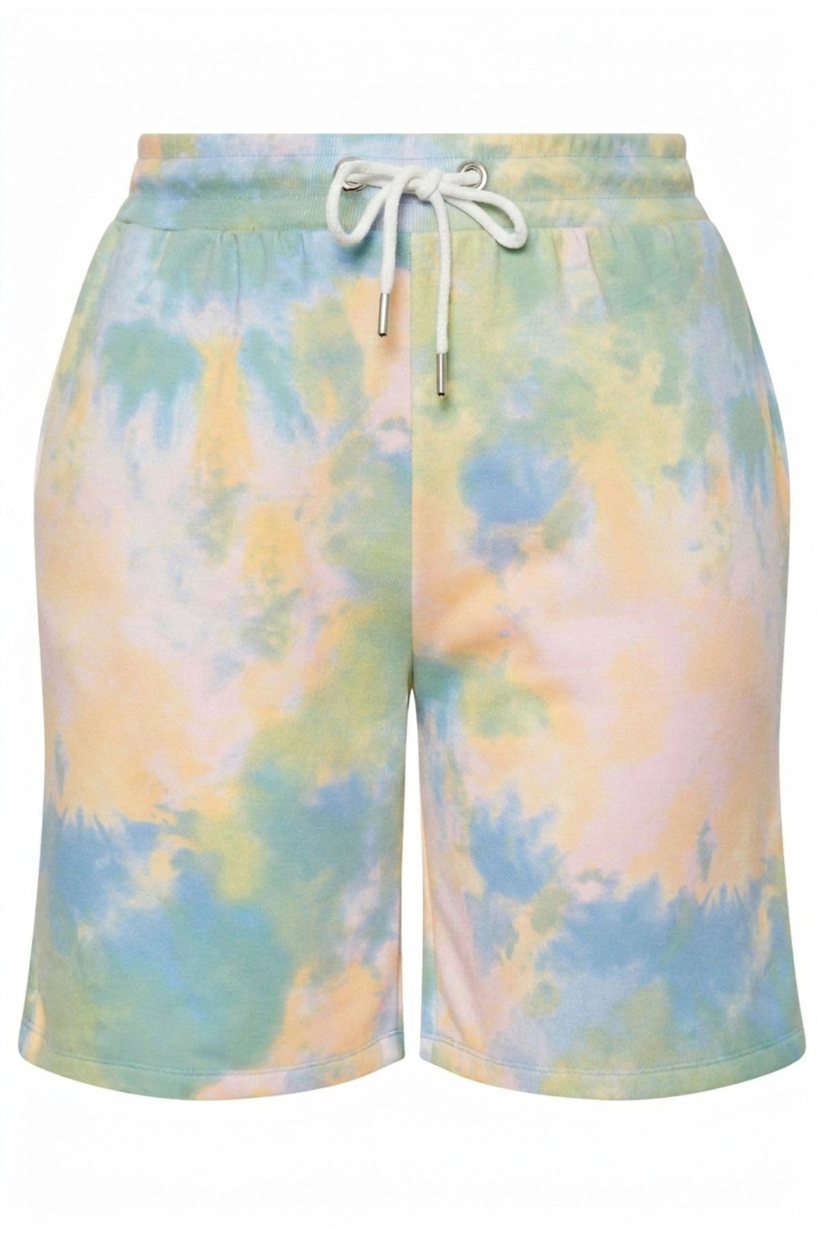 Plus Size Pocketed Drawstring Waist Loose Fit Batik Patterned Shorts