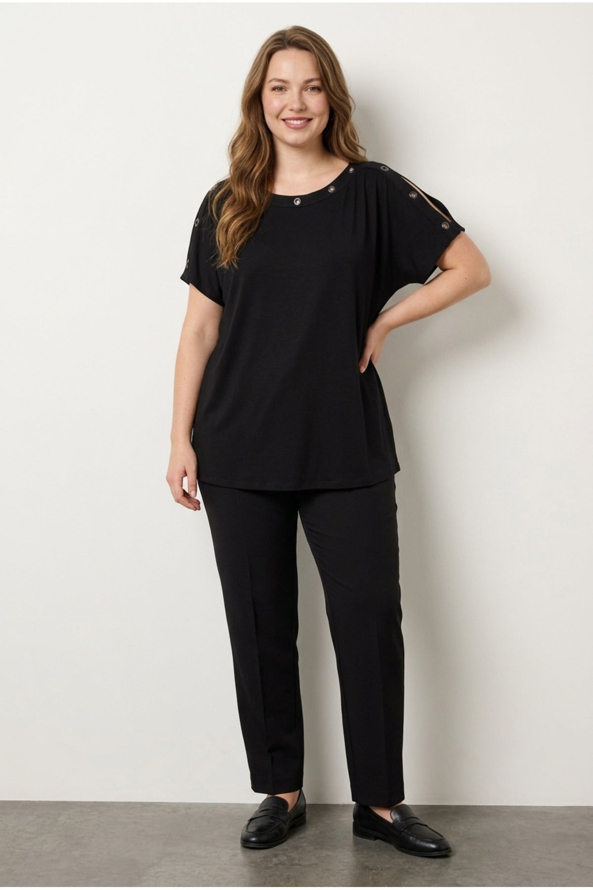 Plus Size Crew Neck Short Sleeve Shoulder Detailed Eyelet Flexible Fabric T-shirt