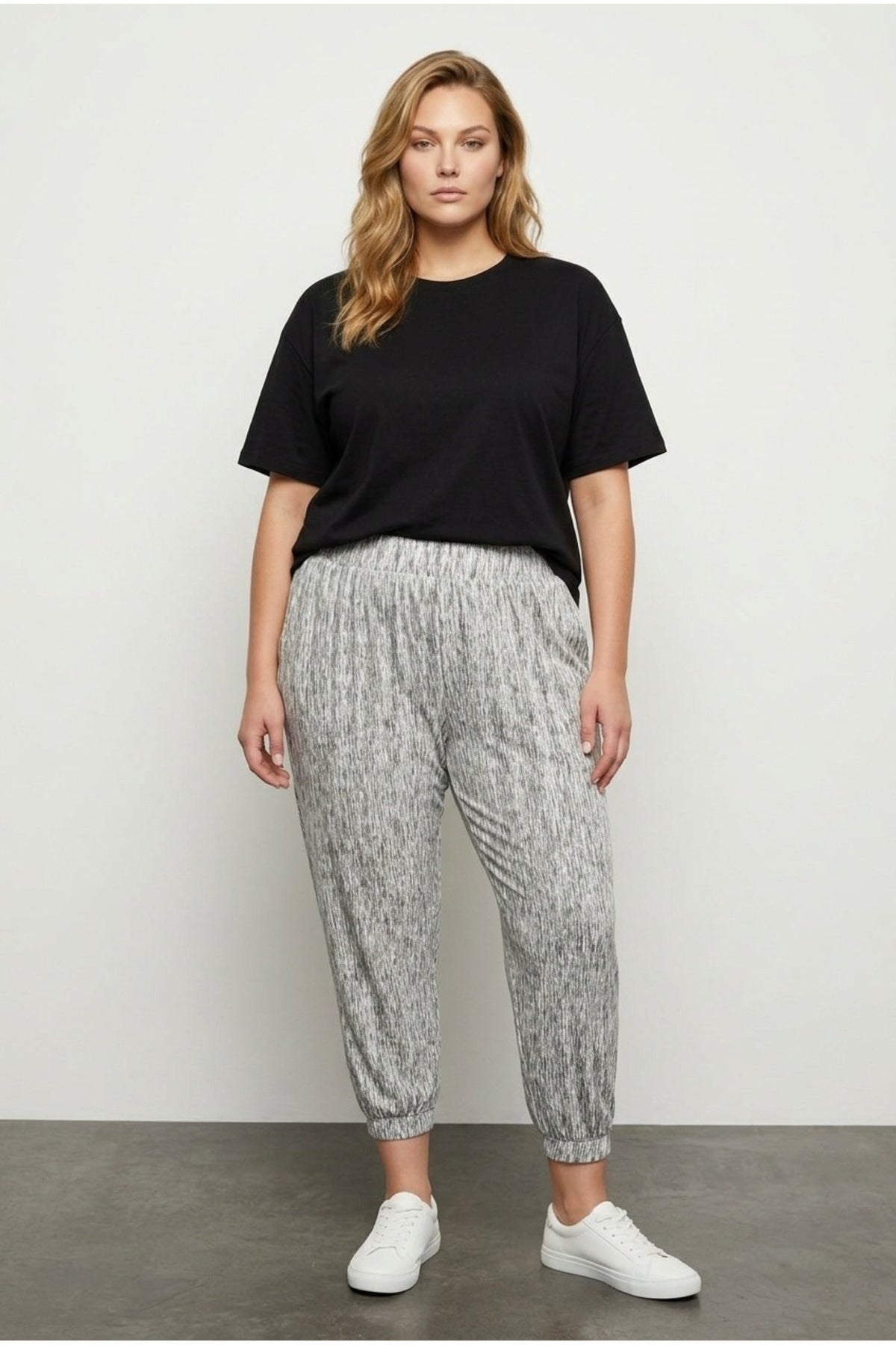 Plus Size Loose Trousers with Elasticated Waist and Cuffs, and Pockets