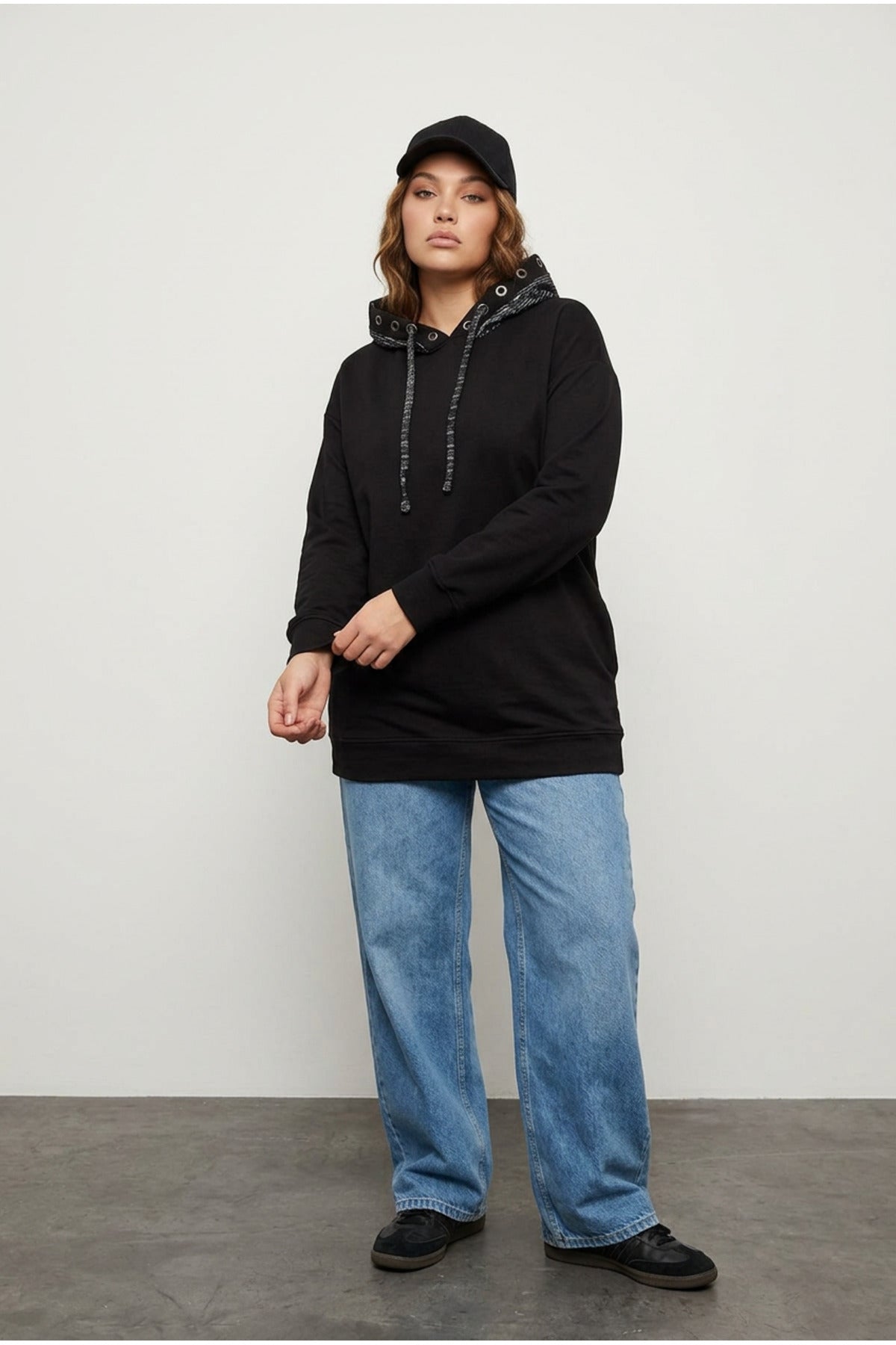 Plus Size Long Sleeve Patterned Hooded Pocketed Sweatshirt