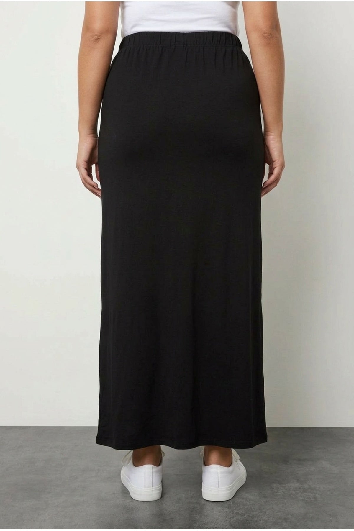 Plus Size Elastic Waist Relaxed Fit Pocketless Stretch Long Skirt