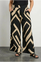 Plus Size Elasticated Waist Wide Leg Pants with Pockets