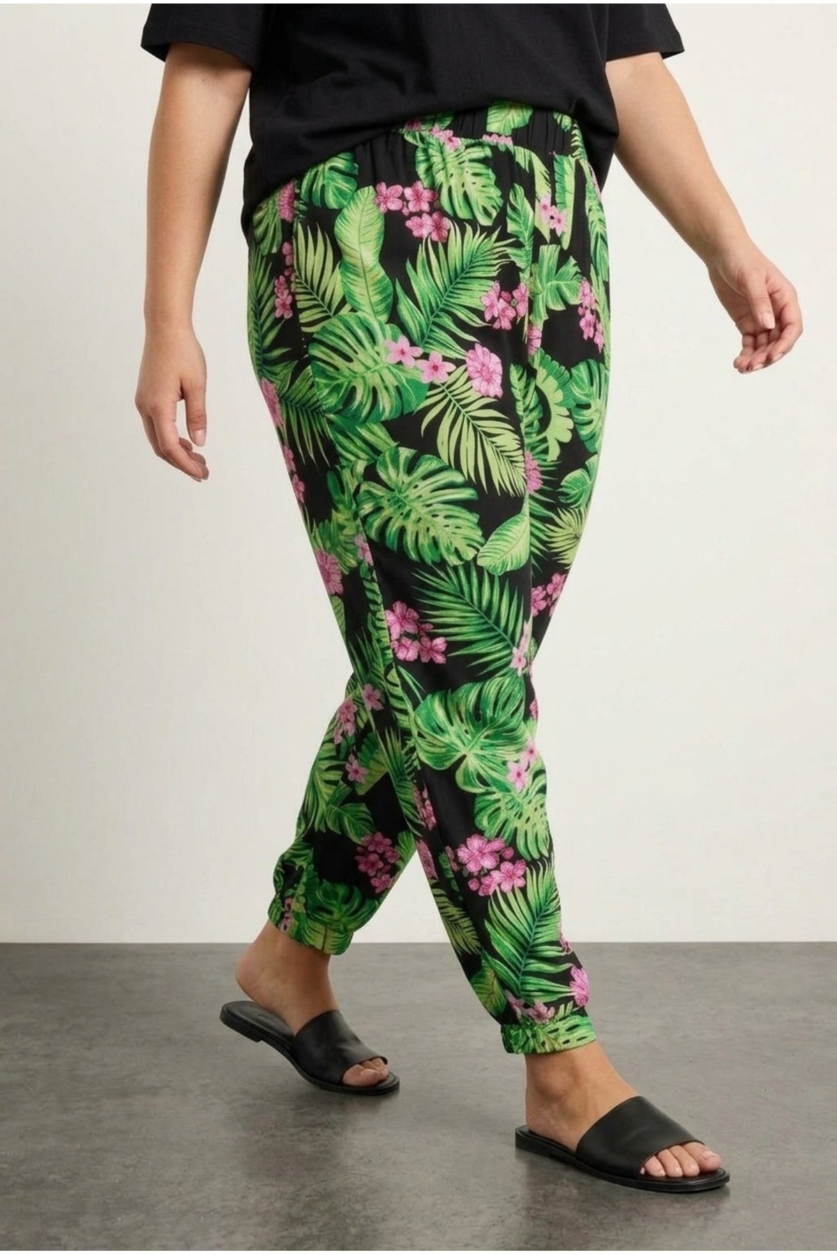 Plus Size Pocketed Jogger Pants with Elasticated Cuffs and Waist Detail