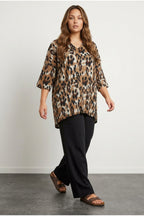 Plus Size Shirt Collar Half Sleeve Asymmetrical Hem Cut Long Blouse