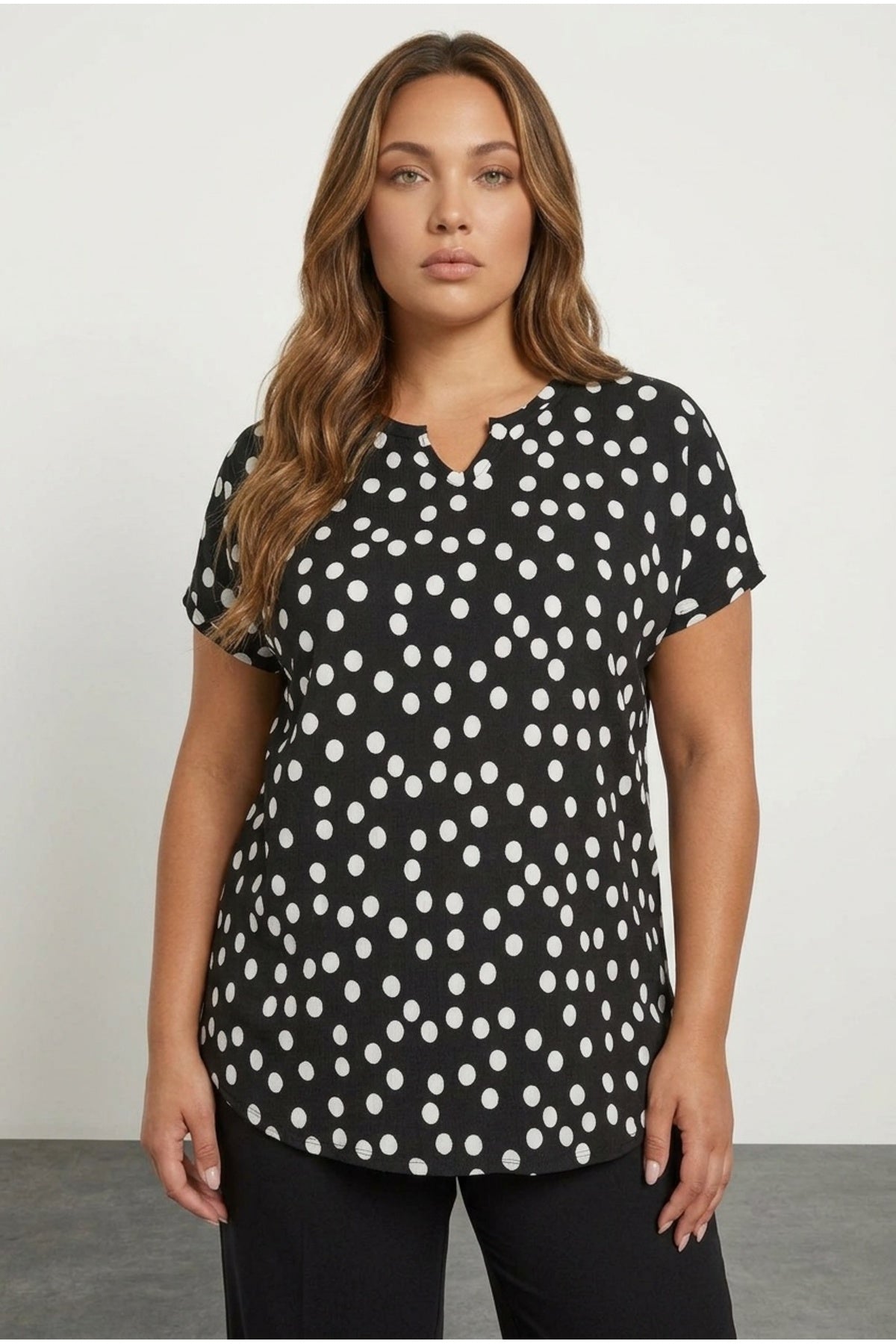 Plus Size V-Neck Short Sleeve Polka Dot Patterned Blouse